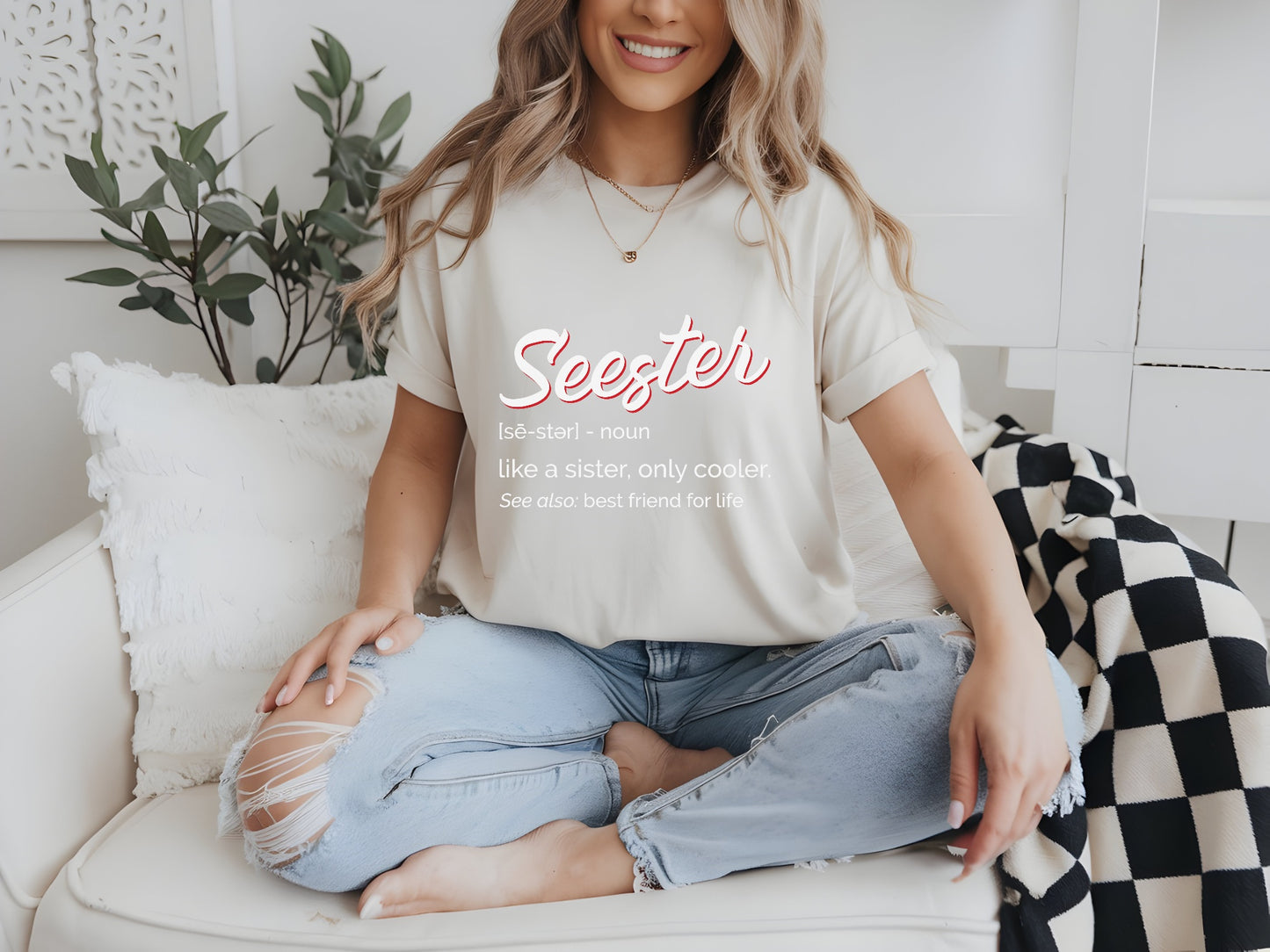 Seester Definition Tee: Coolest Connection