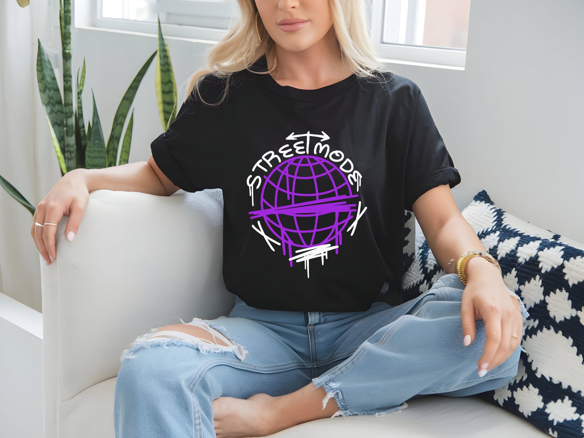Globe Vibe Street Mode Tee - woman-black-shirt